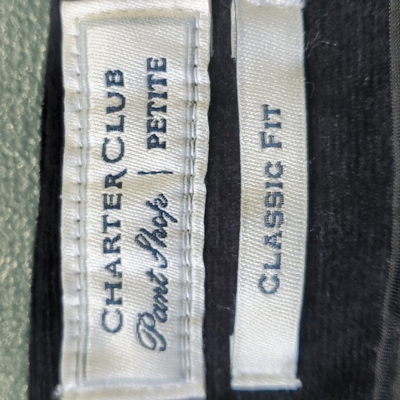 CHARTER CLUB,  Velvet women's pants.  BlCk with side zipper size 6P. Cuff. Nice. - Picture 7 of 9